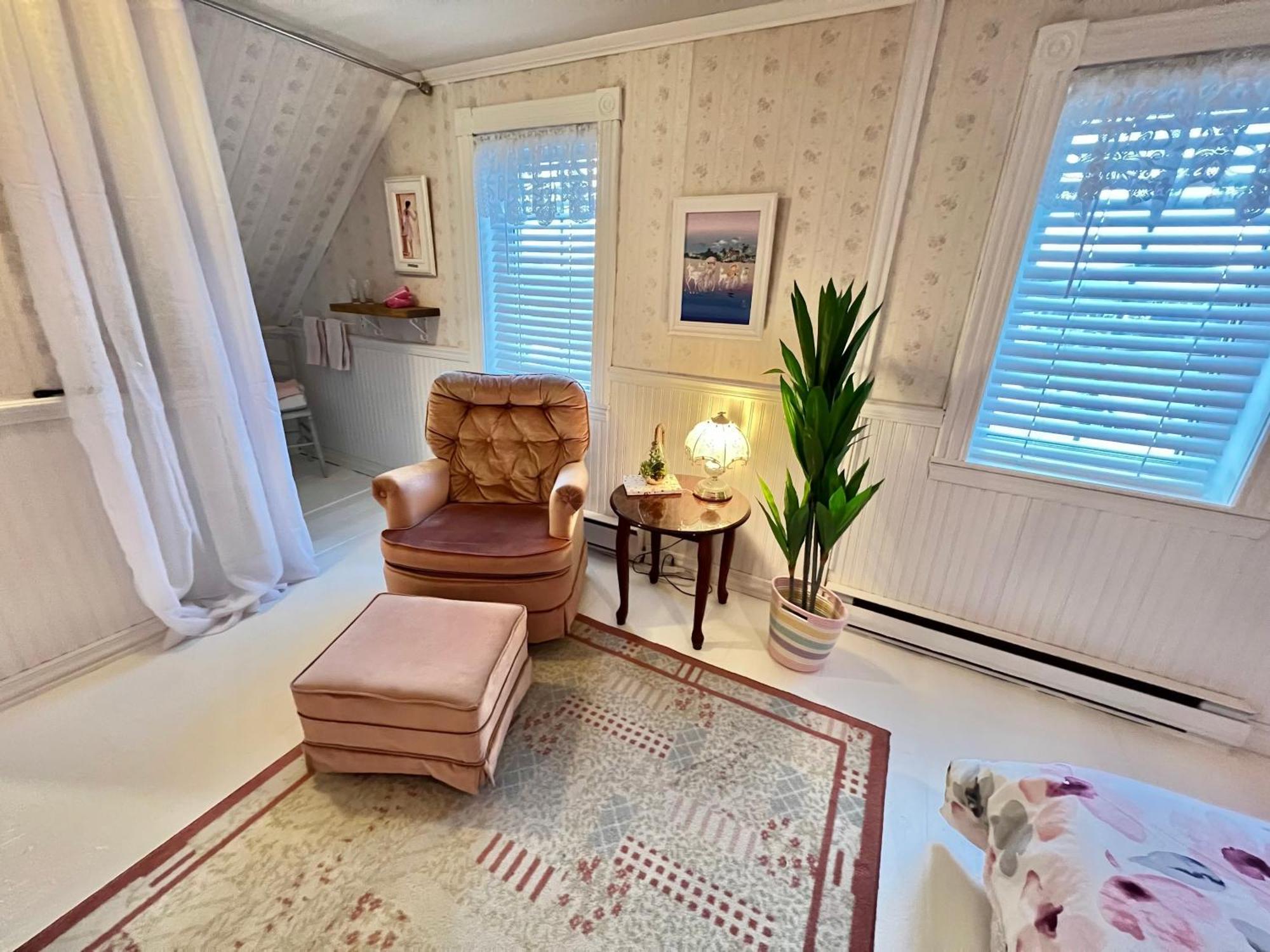 Bed and Breakfast Bed & Cafe Petit Papillon Grandes-Bergeronnes Exterior foto